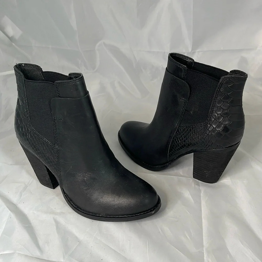 ALDO Western Snake Pattern Ankle Boots Black Genuine Leather Pull-On Size 6 - Picture 11 of 11